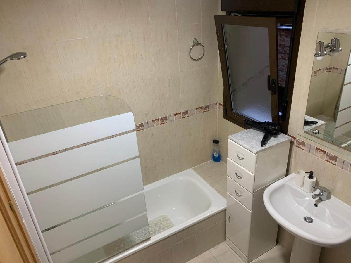 habitación cómoda cerca de Madrid y Toledo Sesena Exterior foto